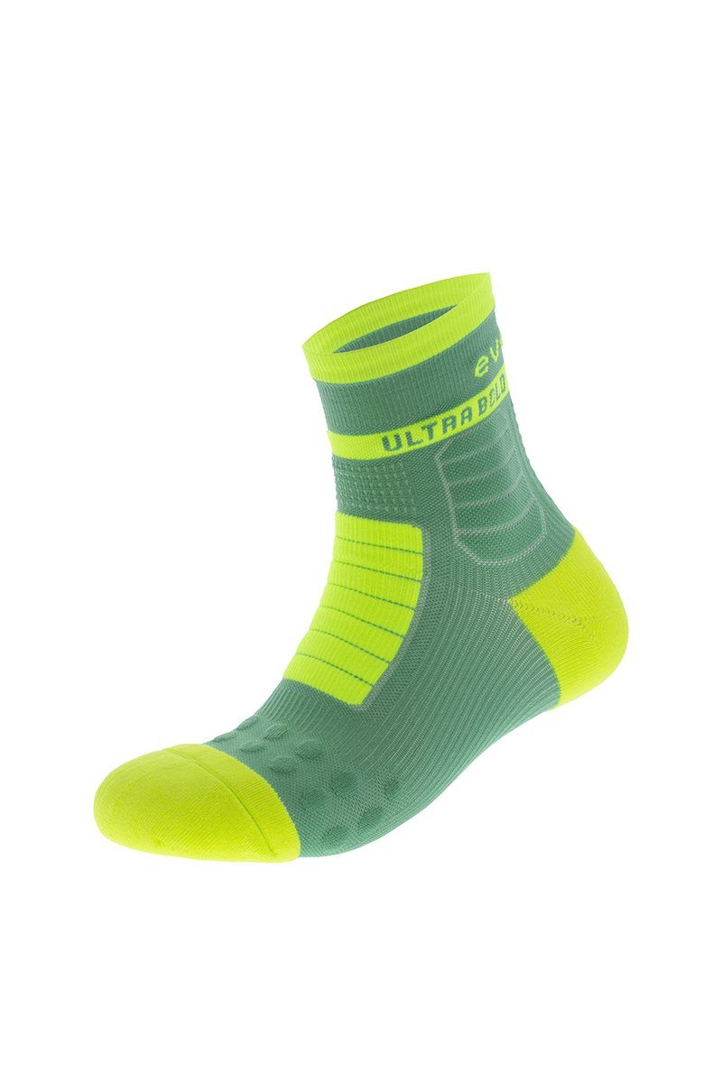 Calcetines deportivos con ajuste ergonómico y alta transpirabilidad