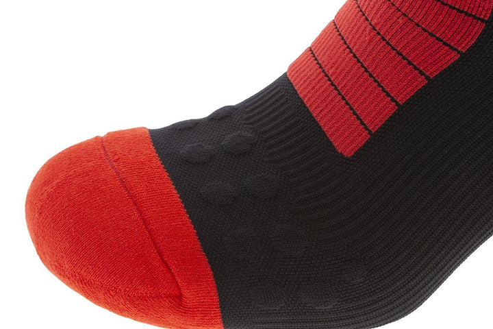 Calcetines Trail Running antiampollas Ultra Bold rojo y negro de CORDURA. Unisex - evernya